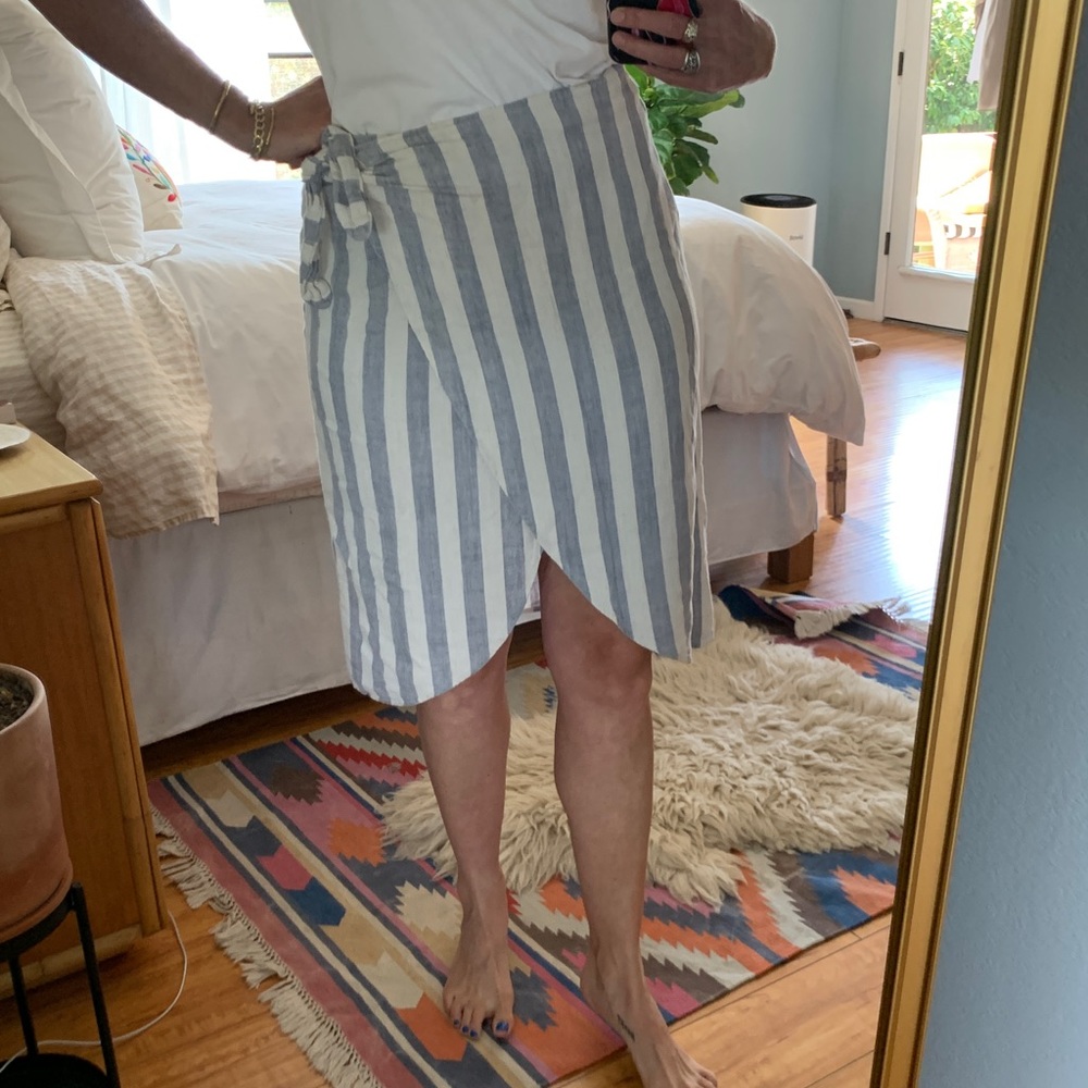 FINAL TOUCH Linen Wrap Skirt